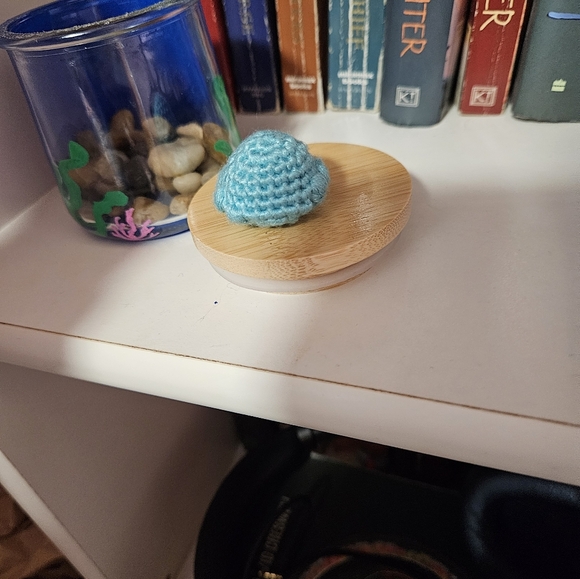 Crochet Crab in Upcycled Jar - Picture 6 of 8